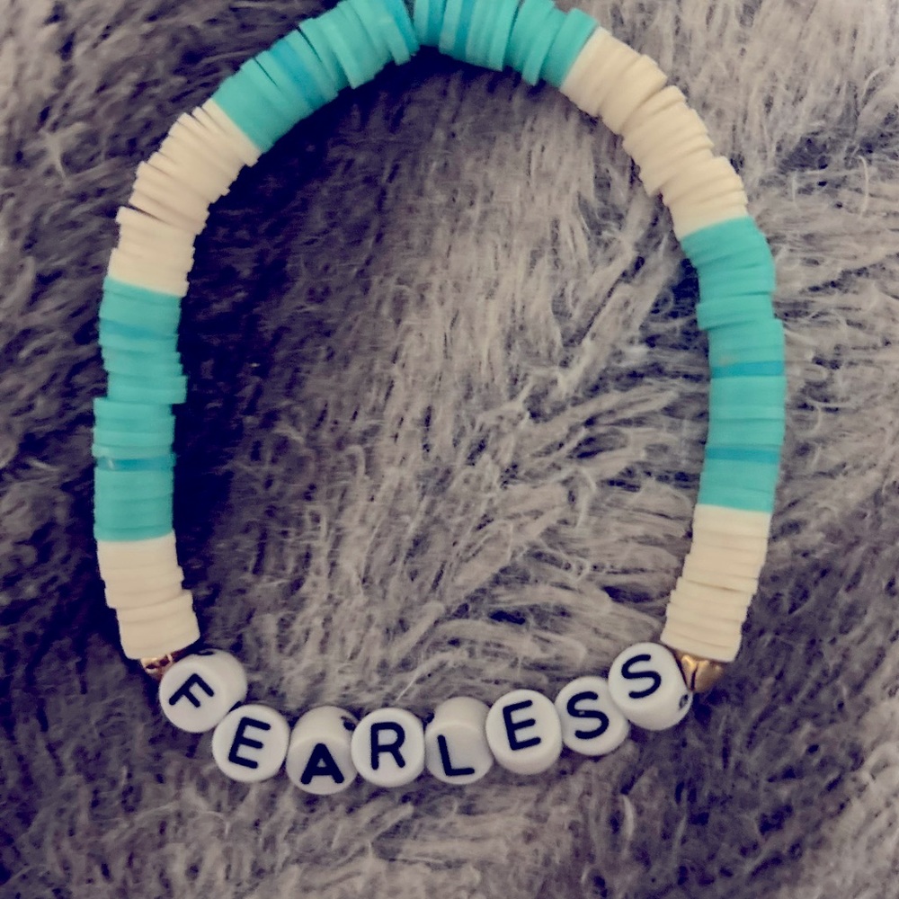Handmade Fearless beaded worded friendship stretch bracelet
